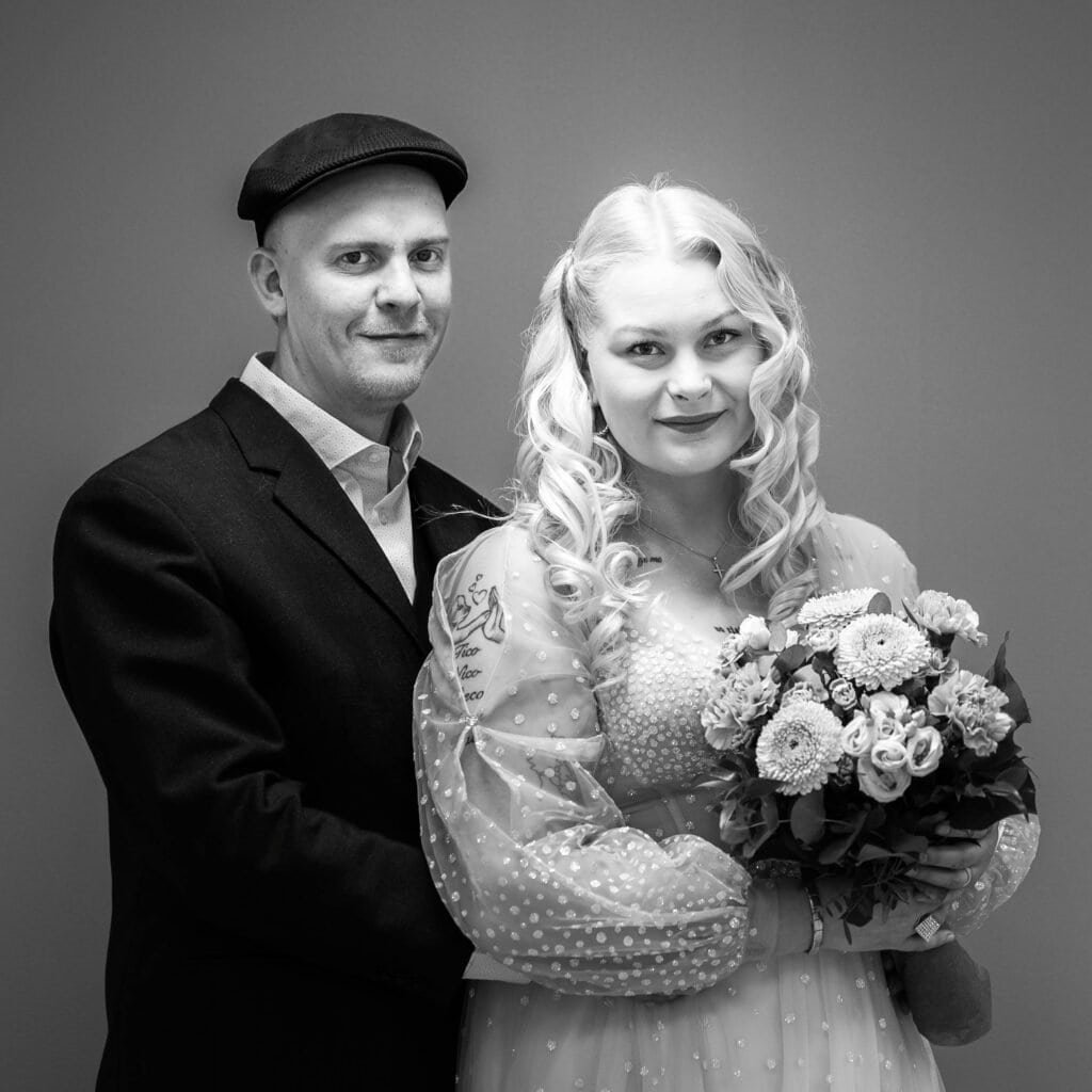 Vihkimiset ja hääjuhlat Sievissä valokuvaa Joni Pystö